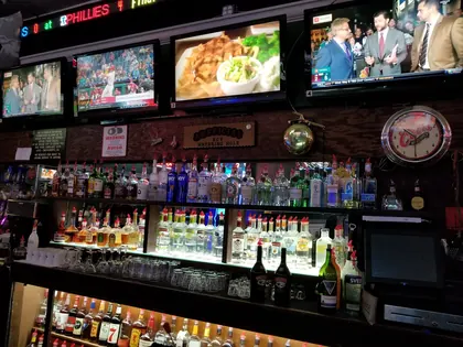 Harry’s Sportsman’s Lounge, business photo 2