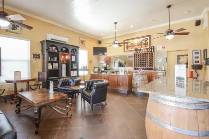 Vezer's Family Vineyard, business photo 3